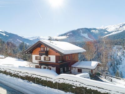 Außenseite Ferienhaus [Winter]