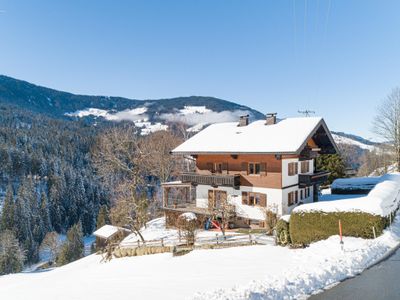 Außenseite Ferienhaus [Winter]