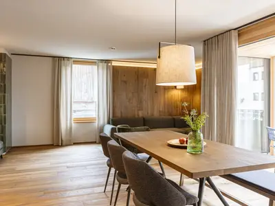 DiningRoom