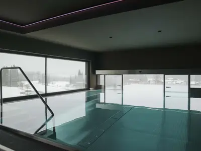PoolOfHouse