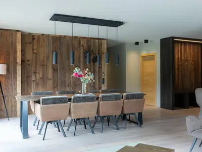 DiningRoom