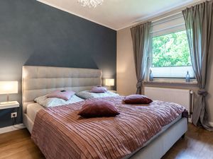 24016218-Ferienwohnung-4-Westerdeichstrich-300x225-5