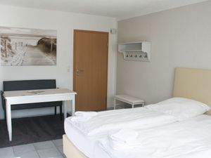 18139910-Ferienwohnung-2-Westerdeichstrich-300x225-3