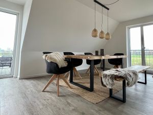 23965496-Ferienwohnung-4-Westerdeichstrich-300x225-0