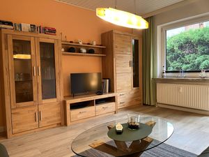 24028995-Ferienwohnung-2-Westerdeichstrich-300x225-5