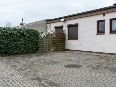 Parkplatz vor dem Haus