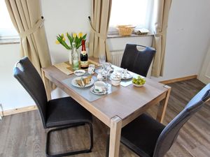 22293803-Ferienwohnung-3-Westerland (Sylt)-300x225-3