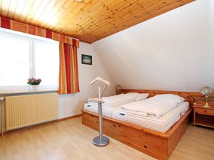 23913919-Ferienwohnung-2-Westerland (Sylt)-300x225-4