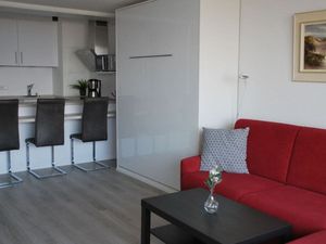 23965893-Ferienwohnung-4-Westerland (Sylt)-300x225-3