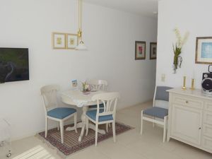 23530463-Ferienwohnung-4-Westerland (Sylt)-300x225-3