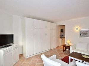 23449276-Ferienwohnung-4-Westerland (Sylt)-300x225-4