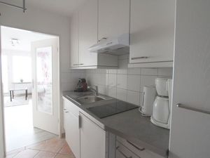 23473305-Ferienwohnung-2-Westerland (Sylt)-300x225-2