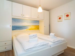 23536996-Ferienwohnung-2-Westerland (Sylt)-300x225-3