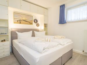 23537031-Ferienwohnung-4-Westerland (Sylt)-300x225-2