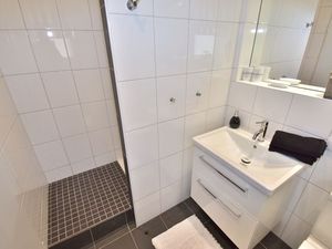 23537027-Ferienwohnung-2-Westerland (Sylt)-300x225-5