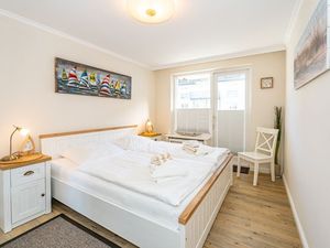 23536969-Ferienwohnung-2-Westerland (Sylt)-300x225-1