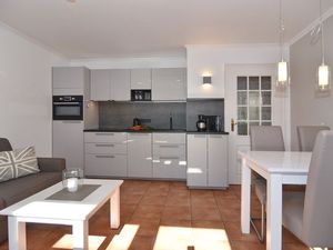 23567388-Ferienwohnung-2-Westerland (Sylt)-300x225-5