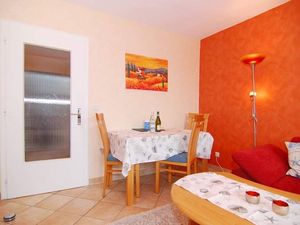 23567517-Ferienwohnung-3-Westerland (Sylt)-300x225-4