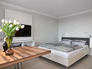 23567540-Ferienwohnung-2-Westerland (Sylt)-300x225-3