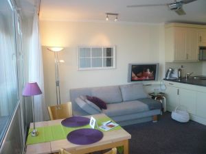 23125343-Ferienwohnung-2-Westerland (Sylt)-300x225-3