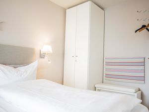 23125457-Ferienwohnung-3-Westerland (Sylt)-300x225-5