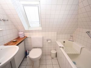 23908309-Ferienwohnung-2-Westerland (Sylt)-300x225-5