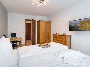 23465824-Ferienwohnung-2-Westerland (Sylt)-300x225-3