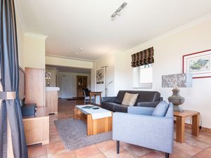 23874691-Ferienwohnung-4-Westerland (Sylt)-300x225-1