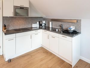 23874707-Ferienwohnung-2-Westerland (Sylt)-300x225-1