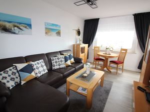 23882439-Ferienwohnung-3-Westerland (Sylt)-300x225-3