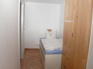 23882450-Ferienwohnung-4-Westerland (Sylt)-300x225-4