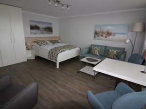 23882457-Ferienwohnung-2-Westerland (Sylt)-300x225-1