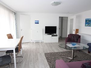 23882459-Ferienwohnung-3-Westerland (Sylt)-300x225-1