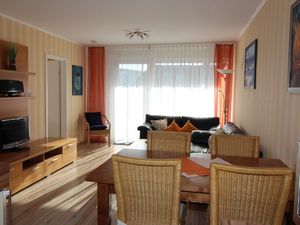 23882470-Ferienwohnung-4-Westerland (Sylt)-300x225-3