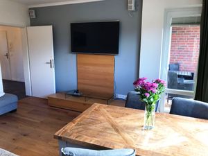 23679717-Ferienwohnung-4-Westerland (Sylt)-300x225-2