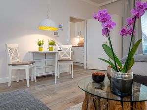 23883064-Ferienwohnung-2-Westerland (Sylt)-300x225-3