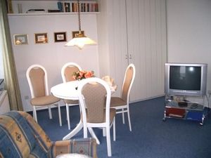 23880680-Ferienwohnung-2-Westerland (Sylt)-300x225-3