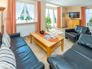 23336541-Ferienwohnung-4-Westerland (Sylt)-300x225-2