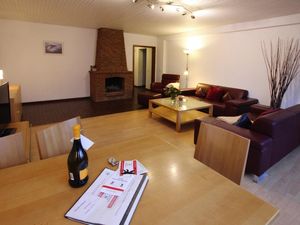 23291019-Ferienwohnung-5-Westerland (Sylt)-300x225-1