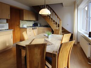 23291017-Ferienwohnung-6-Westerland (Sylt)-300x225-4