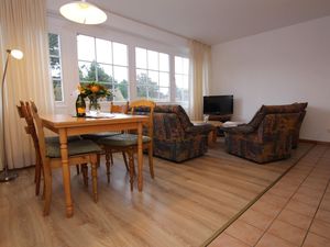 23291020-Ferienwohnung-4-Westerland (Sylt)-300x225-4