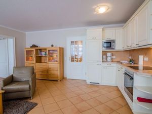 23970110-Ferienwohnung-4-Westerland (Sylt)-300x225-4