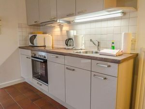 23970418-Ferienwohnung-3-Westerland (Sylt)-300x225-4