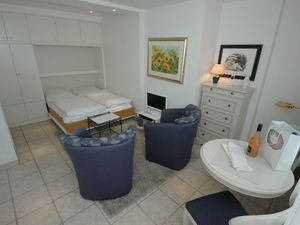 23974190-Ferienwohnung-2-Westerland (Sylt)-300x225-1