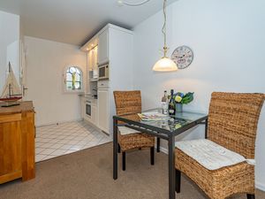 23887182-Ferienwohnung-2-Westerland (Sylt)-300x225-4