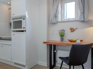 24035648-Ferienwohnung-5-Westerland (Sylt)-300x225-2