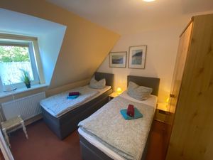 18712159-Ferienwohnung-5-Westerland (Sylt)-300x225-4