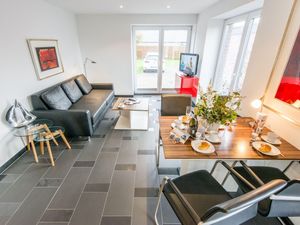 23970114-Ferienwohnung-3-Westerland (Sylt)-300x225-1