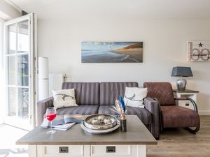 23970370-Ferienwohnung-4-Westerland (Sylt)-300x225-1