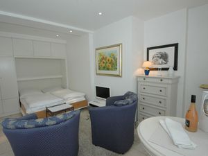 23974190-Ferienwohnung-2-Westerland (Sylt)-300x225-3